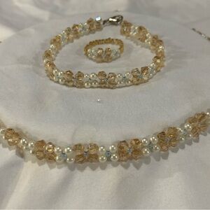 Chic Crystal and Pearl Necklace and Bracelet and Ring